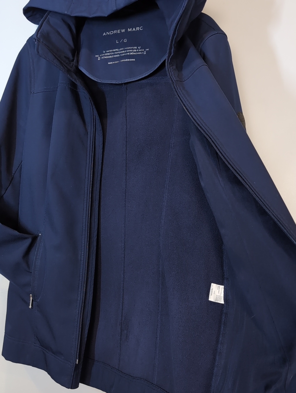 Andrew Marc Navy Softshell Jacket Hooded Fleece Lined Womens Size Large Stretch - Picture 7 of 16
